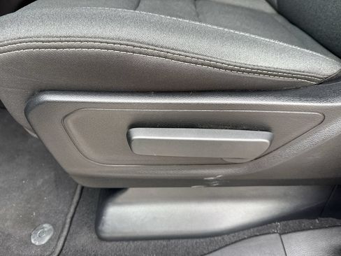 Used 2025 RAM 1500 Tradesman AWD/4WD image 14