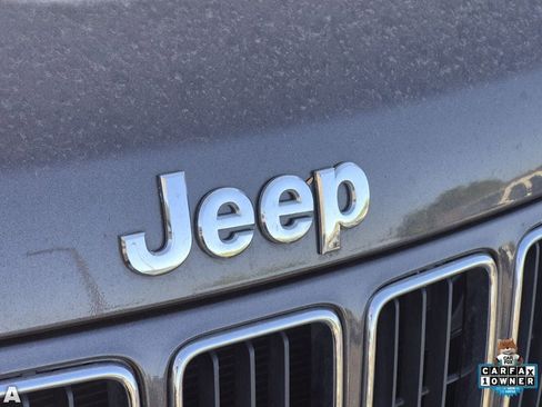 Used 2021 Jeep Grand Cherokee L Limited AWD/4WD image 7