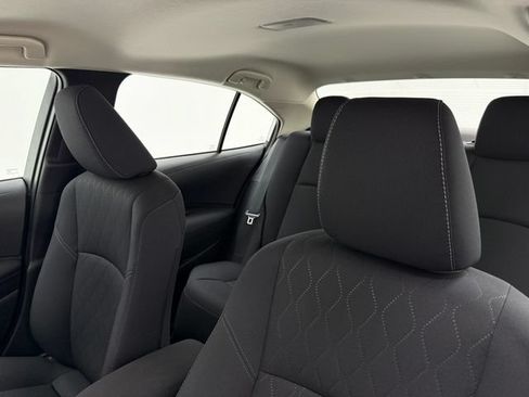 Used 2025 Toyota Corolla LE FWD image 25
