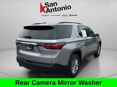 Used 2023 Chevrolet Traverse LT FWD image 14
