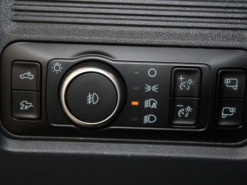 New 2026 Ford F250 Lariat w/ Black Appearance Package image 52