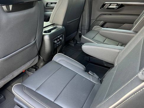 New 2025 Chevrolet Tahoe Premier image 13