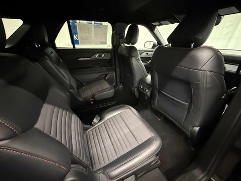 Used 2026 Ford Explorer ST-Line AWD/4WD image 6