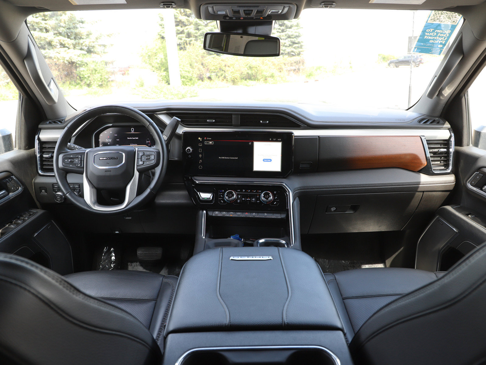 Used 2025 GMC Sierra 2500 Denali AWD/4WD image 15