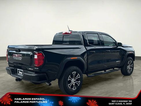 Used 2025 GMC Canyon AT4 w/ Technology Plus Package AWD/4WD image 6