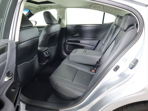 Certified 2025 Lexus ES 300h w/ Premium Package FWD image 22