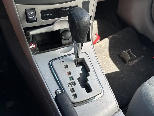 Used 2013 Toyota Corolla LE FWD image 27