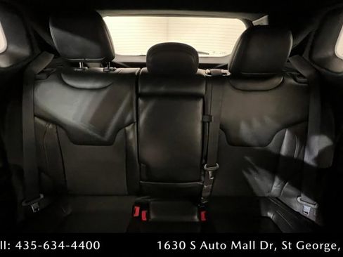 Used 2024 Jeep Compass Trailhawk image 25