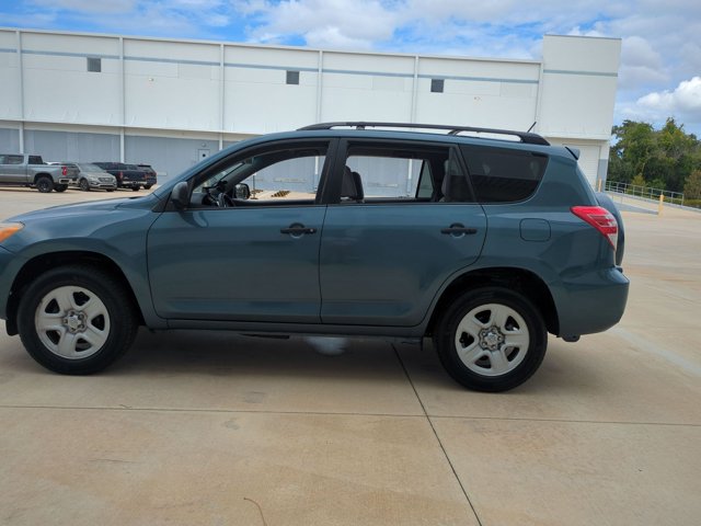 Used 2012 Toyota RAV4 4WD w/ Value Pkg image 9