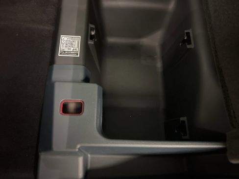 New 2025 Ford Maverick XLT w/ XLT Luxury Package image 27