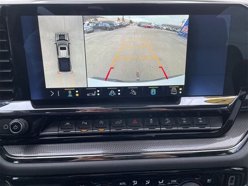 Used 2023 Chevrolet Silverado 1500 ZR2 w/ Technology Package image 19