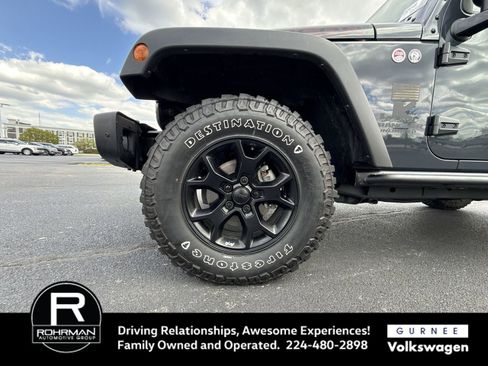Used 2016 Jeep Wrangler Unlimited Rubicon AWD/4WD image 11
