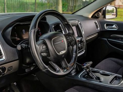 Used 2018 Dodge Durango SXT w/ 3rd Row Seating Group RWD image 19