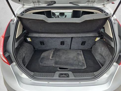 Used 2014 Ford Fiesta Titanium image 6