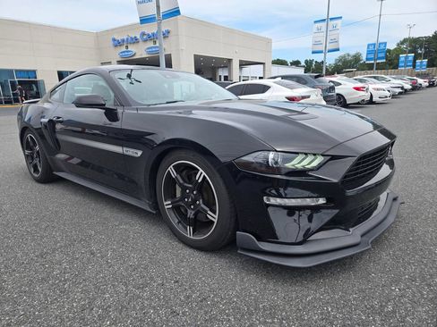 Used 2021 Ford Mustang GT Premium w/ Equipment Group 401A RWD image 3