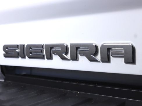 Used 2018 GMC Sierra 1500 2WD Regular Cab image 28