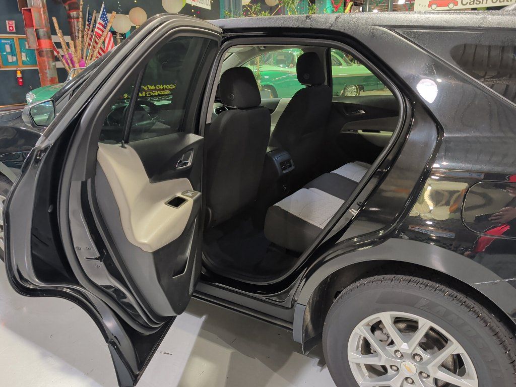 Used 2023 Chevrolet Equinox LS w/ LS Convenience Package FWD image 13