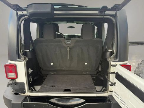 Used 2015 Jeep Wrangler Sport AWD/4WD image 19