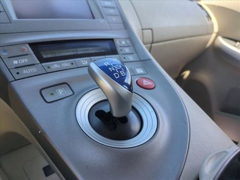 Used 2013 Toyota Prius Two FWD image 12