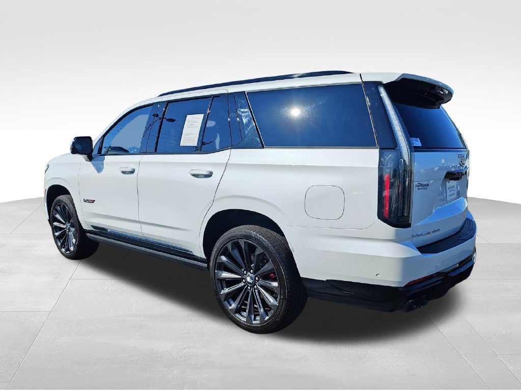 Used 2025 Cadillac Escalade V w/ LPO, Floor Liner Package AWD/4WD image 4