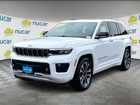 Used 2022 Jeep Grand Cherokee Overland w/ Adv Protech Group III image 3