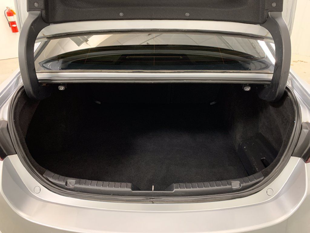 Used 2020 MAZDA MAZDA3 Sedan w/ Select Package FWD image 21