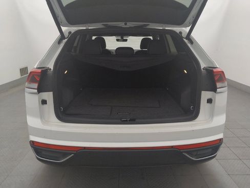 Used 2023 Volkswagen Atlas Cross Sport SE FWD image 29