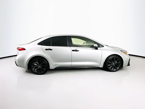 Used 2024 Toyota Corolla SE AWD/4WD image 10