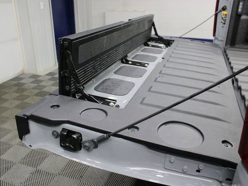 Used 2024 Chevrolet Silverado 1500 LT Trail Boss w/ Protection Package image 35