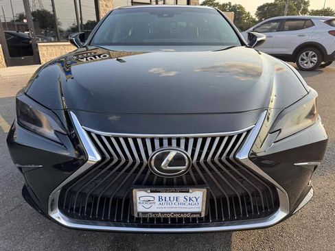 Used 2019 Lexus ES 350 w/ Premium Package FWD image 2