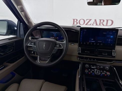 Used 2022 Lincoln Navigator Reserve AWD/4WD image 27