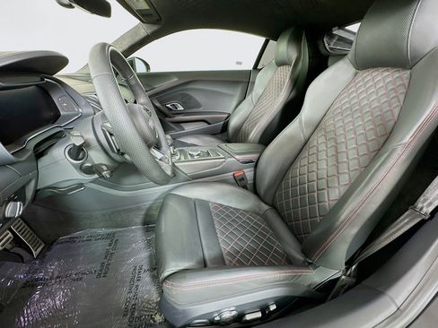 Used 2020 Audi R8 V10 image 17