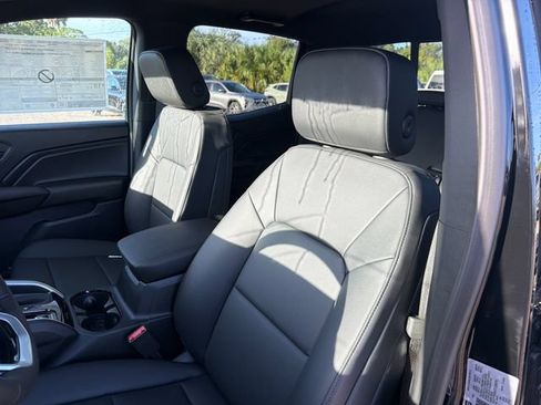 New 2026 Chevrolet Colorado Trail Boss AWD/4WD image 17