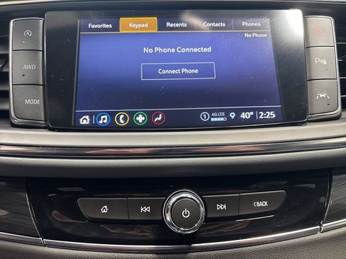 Used 2024 Buick Enclave Essence w/ Sport Touring Edition image 21