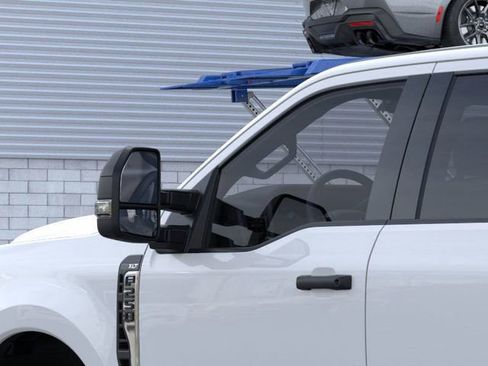 New 2026 Ford F250 XLT w/ FX4 Off-Road Package image 20