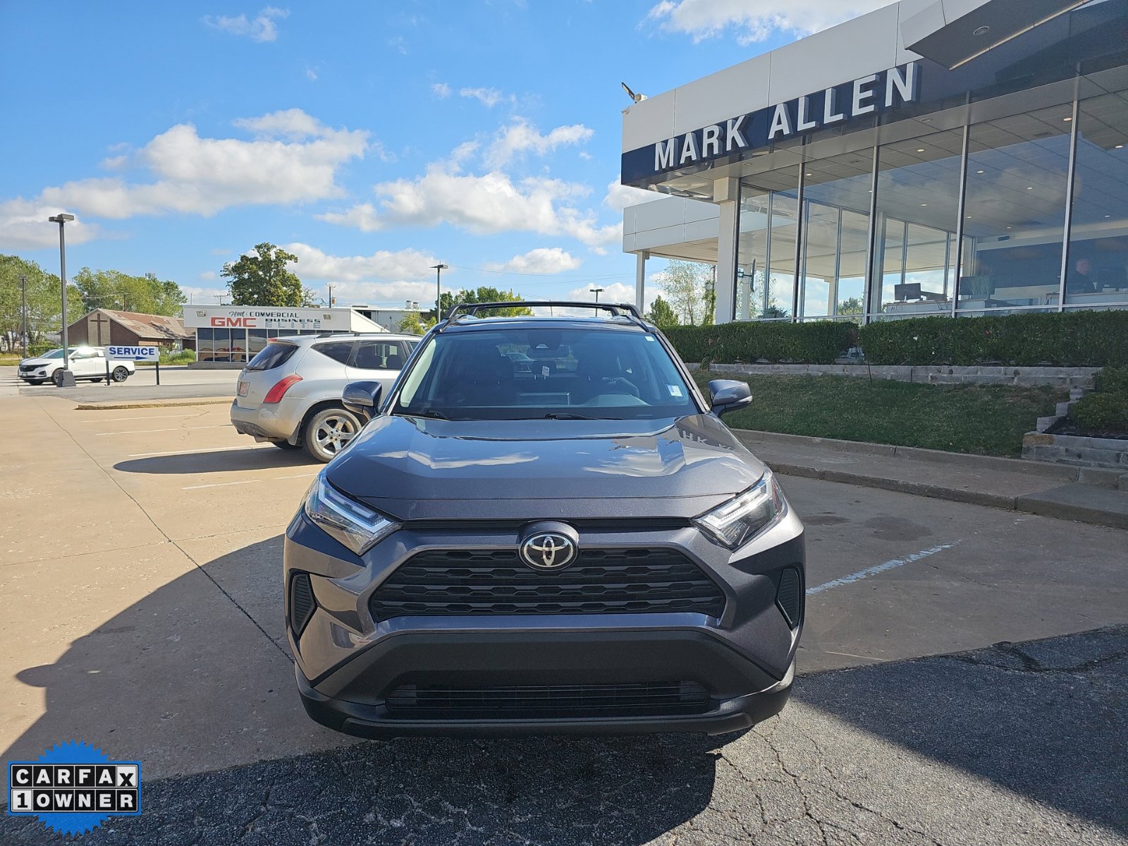 Used 2025 Toyota RAV4 XLE AWD/4WD image 9