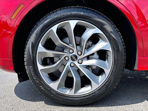 Used 2025 Lincoln Aviator 2WD w/ Jet Appearance Package image 36