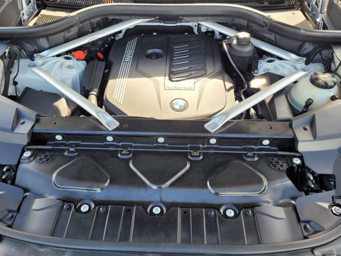 Used 2019 BMW X5 xDrive40i w/ Convenience Package image 28