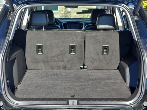 Used 2022 GMC Terrain SLT image 12