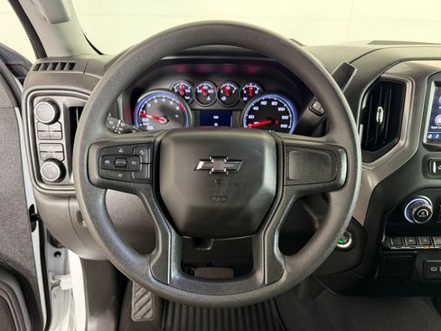 Used 2023 Chevrolet Silverado 1500 Custom Trail Boss AWD/4WD image 11