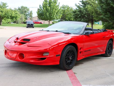 Used 1999 Pontiac Firebird Trans Am image 4