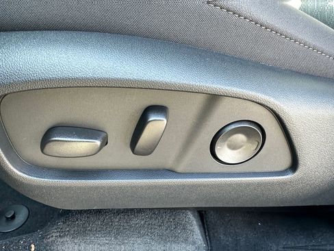 New 2026 Chevrolet Equinox LT w/ Convenience Package II image 10