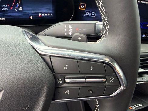 New 2026 Chevrolet Traverse LT FWD image 10