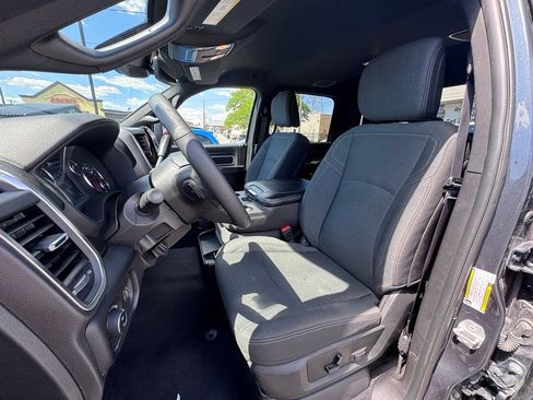 Used 2025 RAM 2500 Big Horn AWD/4WD image 14