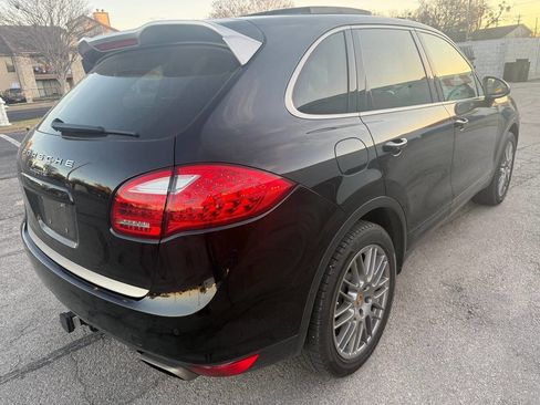 Used 2014 Porsche Cayenne Platinum Edition image 6