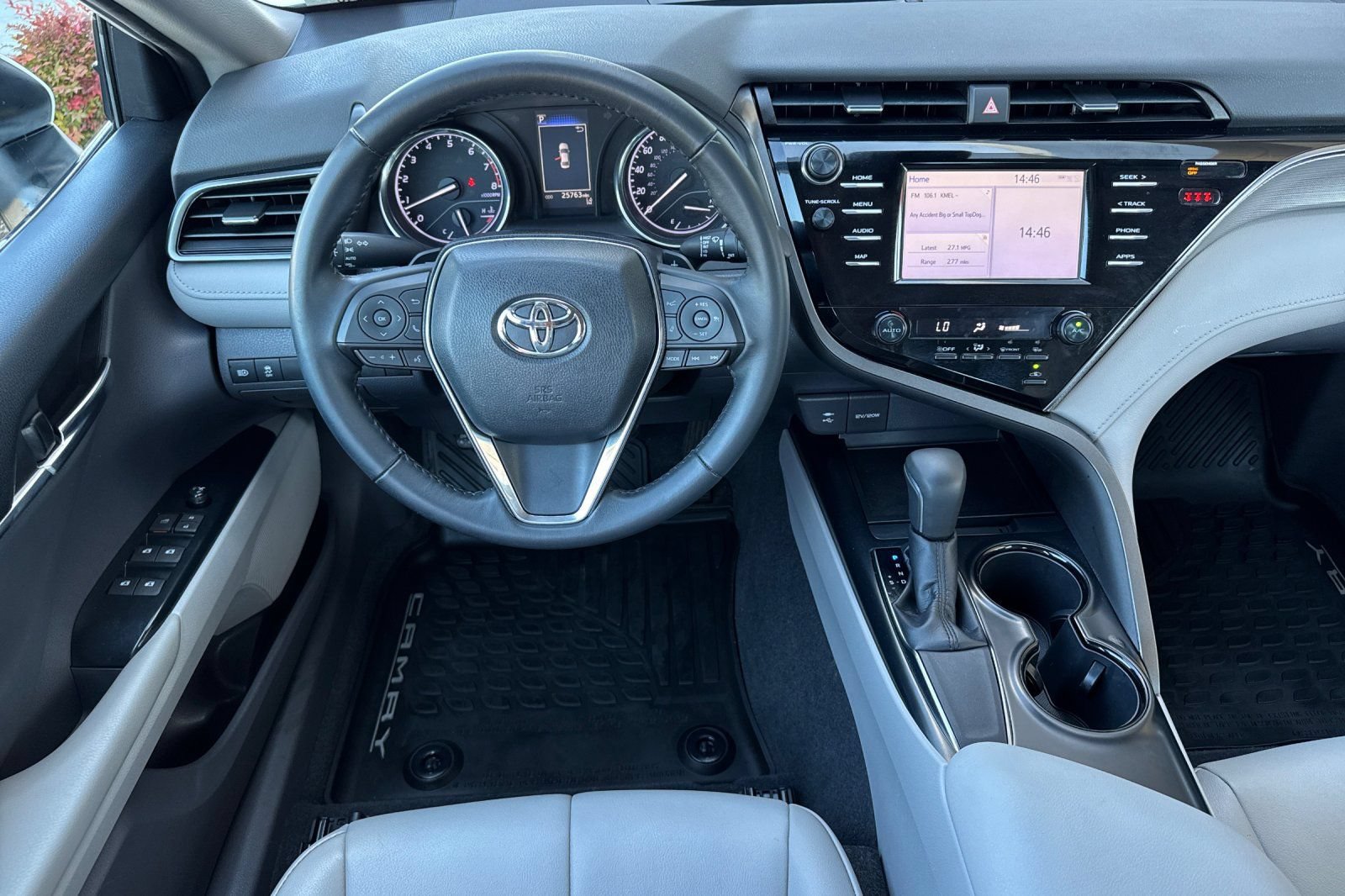 Certified 2019 Toyota Camry SE w/ Convenience Package FWD image 19