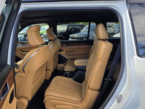 New 2025 Jeep Grand Cherokee L Summit image 20