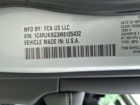 Used 2021 Jeep Grand Cherokee L Limited w/ MOPAR Finishing Package image 29