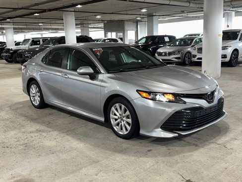 Used 2020 Toyota Camry LE FWD image 2
