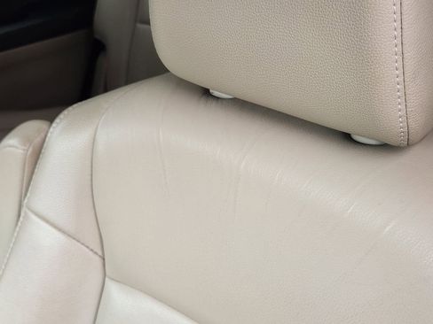 Certified 2020 Honda Pilot Touring image 14